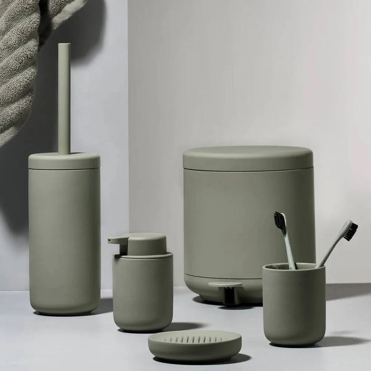 Ume Bathroom Accessories Set - Free Standing - StonewareOlive Green
